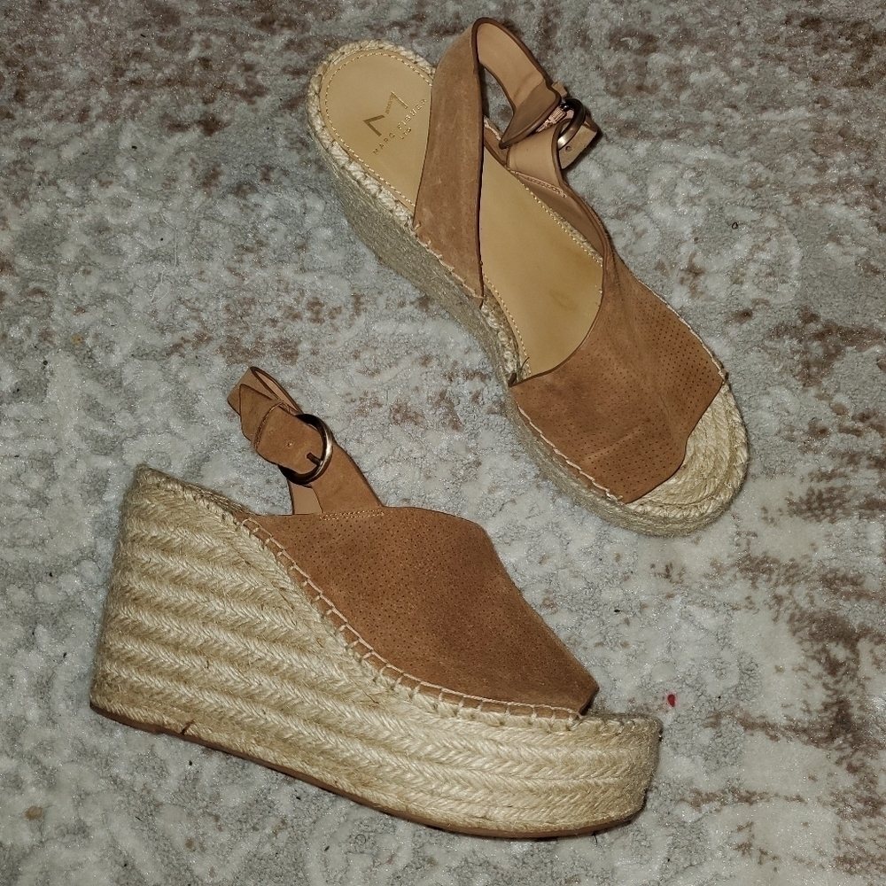 MARC FISHER PLATFORN WEDGE SANDALS